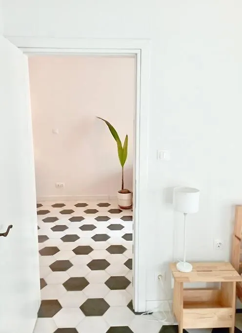Stylish City Flat Near Promenade Thessaloniki Apartment